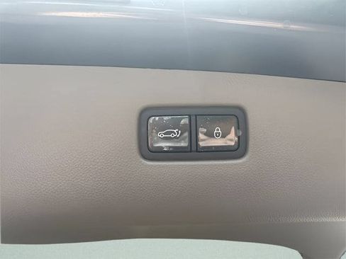 New 2026 Genesis GV70 2.5T Advanced AWD/4WD image 18