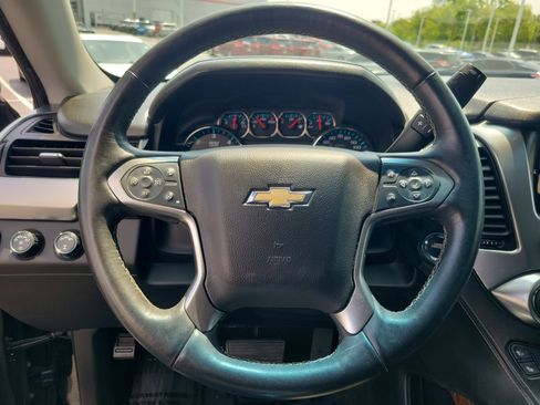 Used 2017 Chevrolet Suburban Premier AWD/4WD image 22