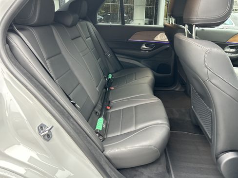 Certified 2025 Mercedes-Benz GLE 450 4MATIC image 45