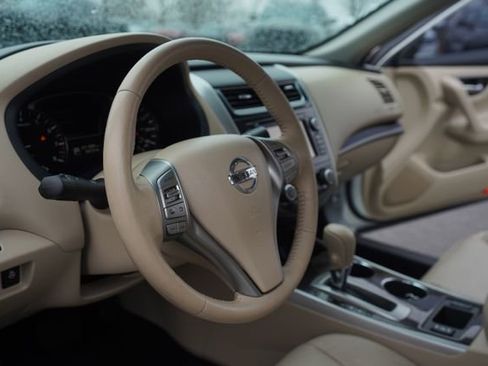 Used 2015 Nissan Altima 2.5 SL w/ Technology Package image 27