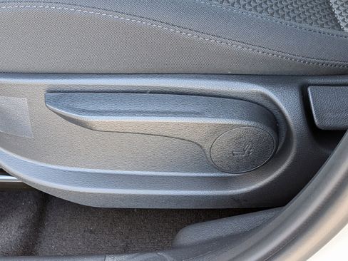 New 2026 Kia Sportage LX FWD image 24