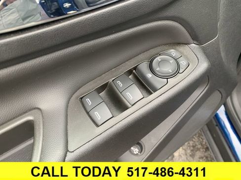 Certified 2023 Chevrolet Equinox LT FWD image 22