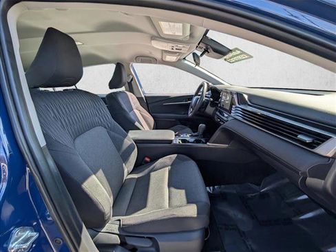 Used 2025 Toyota Camry LE image 20