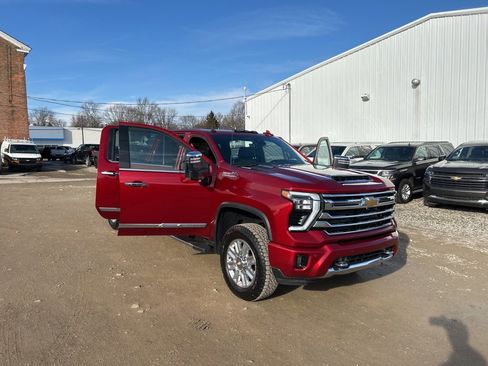 Used 2024 Chevrolet Silverado 3500 High Country w/ High Country Premium Package image 29