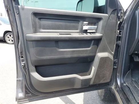 Used 2019 RAM 2500 Tradesman image 22