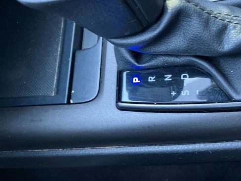 Used 2024 Toyota Camry SE image 23