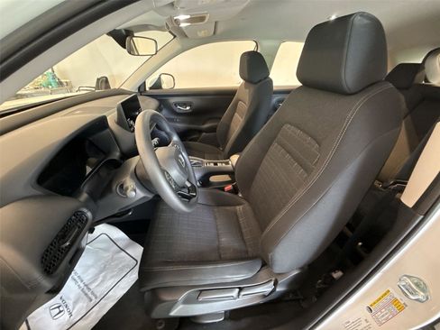Used 2024 Honda HR-V LX image 13