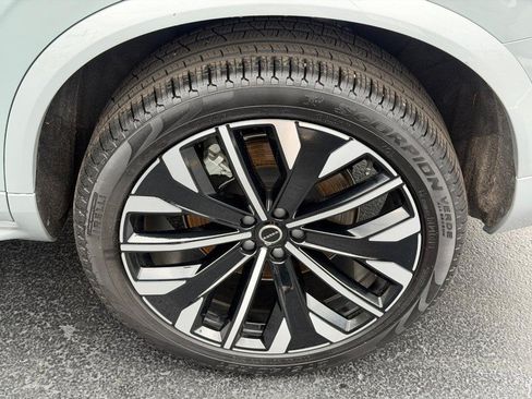 Certified 2026 Volvo XC90 B6 Ultra AWD/4WD image 8