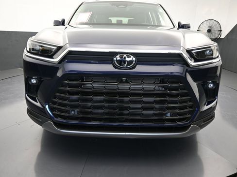 Used 2025 Toyota Grand Highlander AWD Hybrid image 51