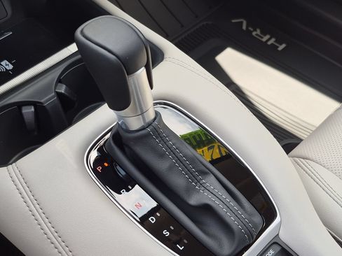 New 2027 Honda HR-V EX-L image 6