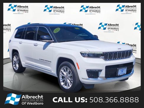 Used 2023 Jeep Grand Cherokee L Summit w/ Luxury Tech Group V AWD/4WD image 7