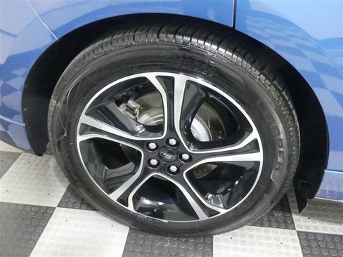 Used 2020 Ford Edge ST AWD/4WD image 17