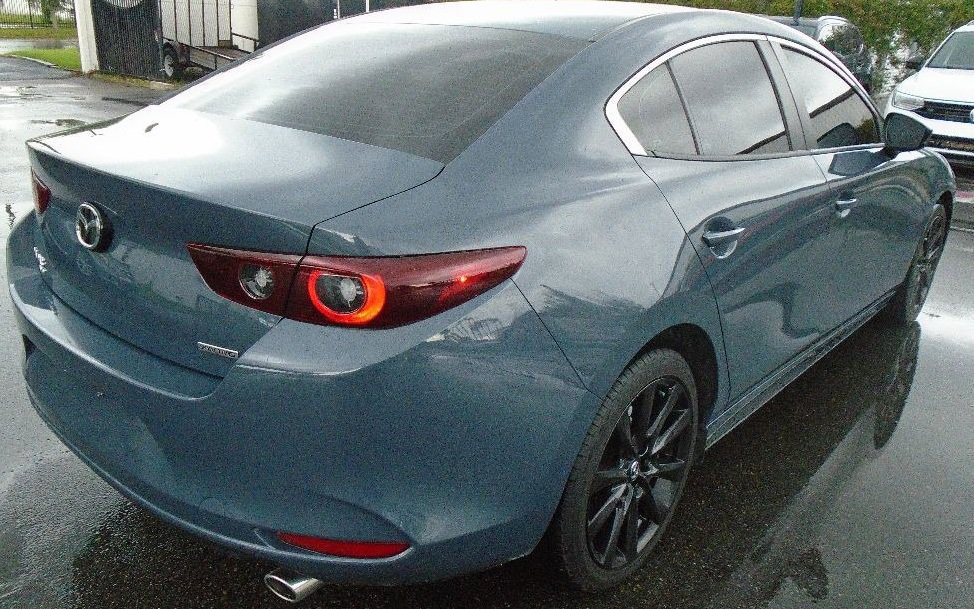 Used 2025 MAZDA MAZDA3 s AWD/4WD image 5