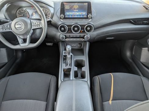 Used 2025 Nissan Sentra SV image 11
