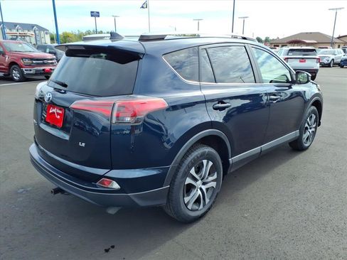 Used 2017 Toyota RAV4 LE image 6