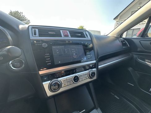 Used 2016 Subaru Outback 3.6R Limited AWD/4WD image 14