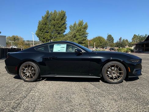 New 2026 Ford Mustang Coupe image 7