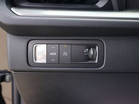 New 2025 Chevrolet Traverse LT w/ Driver Confidence Package image 12