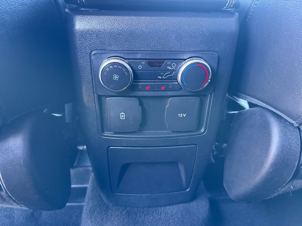 Used 2022 Ford Explorer Limited AWD/4WD image 17
