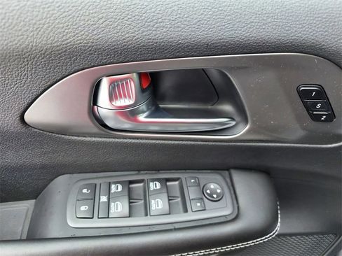 New 2026 Chrysler Pacifica Select w/ S Appearance Package image 26