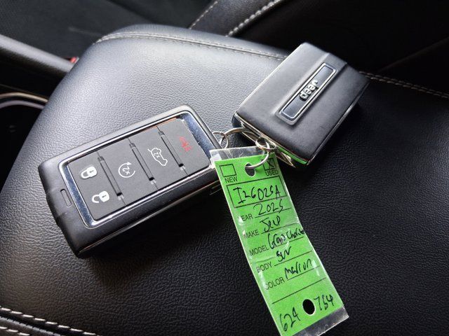 Used 2025 Jeep Grand Cherokee L Laredo RWD image 26
