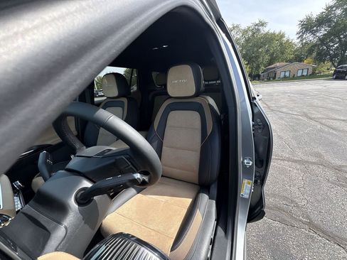 New 2026 Chevrolet Equinox ACTIV AWD/4WD image 13