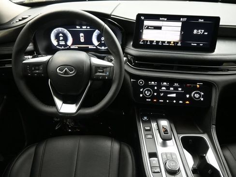 Used 2023 INFINITI QX60 Luxe w/ Cargo Package FWD image 6