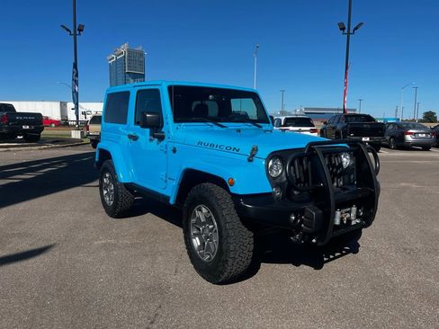 Used 2018 Jeep Wrangler Rubicon w/ Power Convenience Group image 9