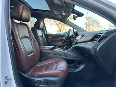 Used 2019 Buick Enclave Avenir w/ Avenir Technology Package image 24