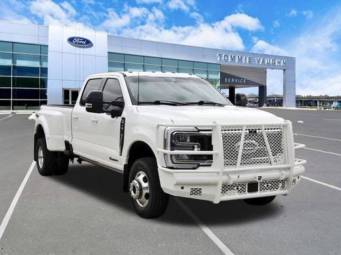 Used 2024 Ford F350 Lariat w/ Lariat Ultimate Package image 6