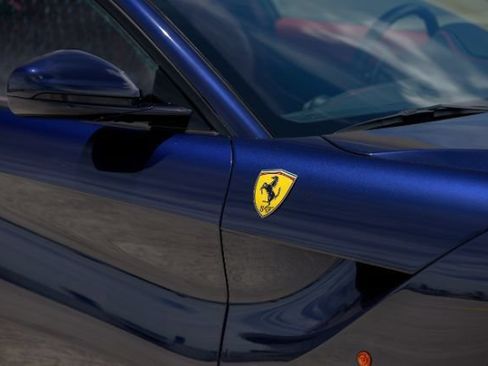 Used 2013 Ferrari F12 Berlinetta RWD image 40