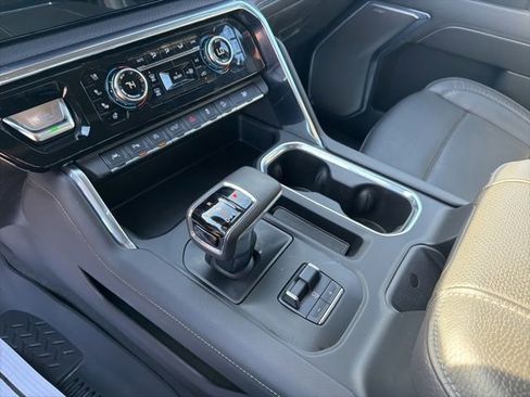 Used 2024 GMC Sierra 1500 Denali image 37