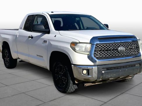 Used 2019 Toyota Tundra SR5 image 2