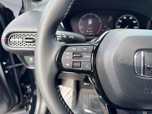 Certified 2023 Honda HR-V Sport image 30