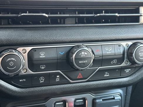 New 2026 Jeep Wrangler Sport S image 20