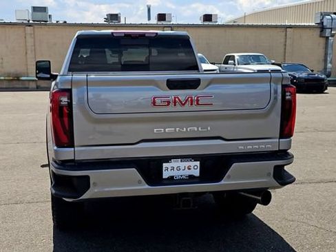 New 2026 GMC Sierra 2500 Denali w/ Denali Reserve Package AWD/4WD image 8