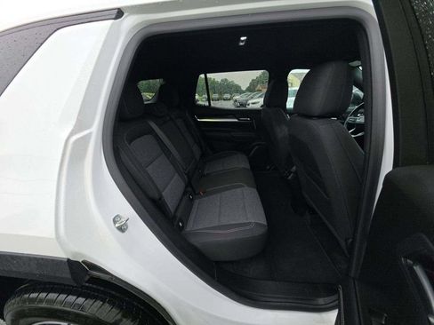 Used 2025 GMC Terrain Elevation AWD/4WD image 10
