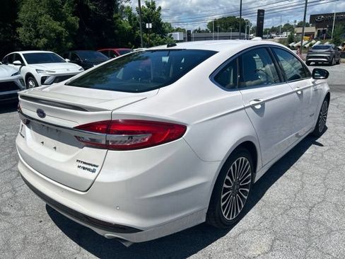 Used 2017 Ford Fusion Titanium FWD image 3