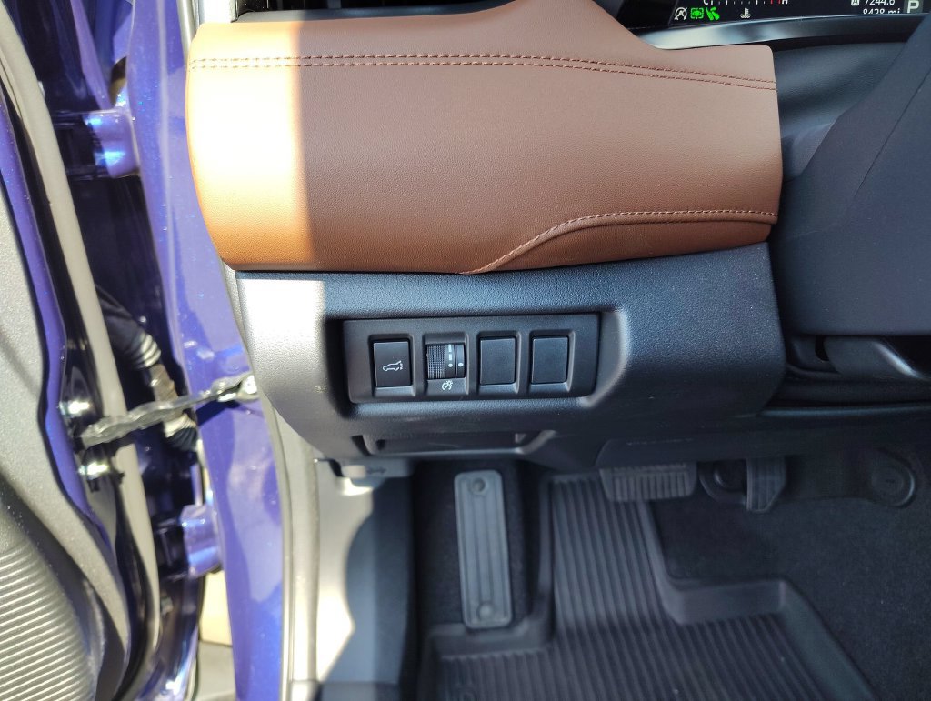 Certified 2026 Subaru Outback Touring AWD/4WD image 19