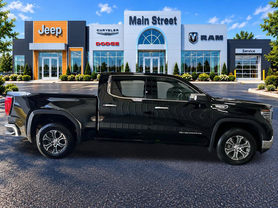 Used 2025 GMC Sierra 1500 SLT AWD/4WD image 6