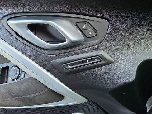 Used 2020 Chevrolet Camaro ZL1 RWD image 24