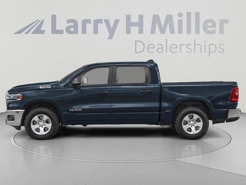 New 2026 RAM 1500 Big Horn AWD/4WD image 6