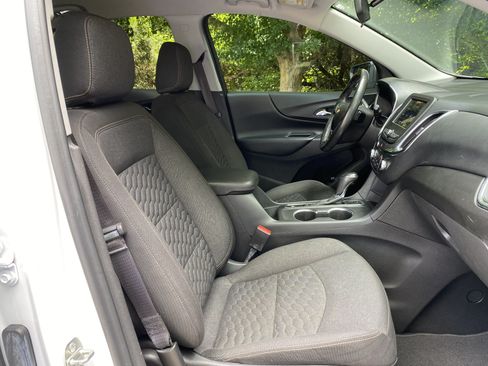 Used 2019 Chevrolet Equinox LT FWD image 32