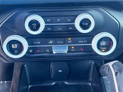 Used 2021 Ford Bronco Outer Banks image 17