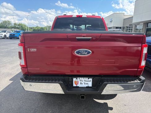 Used 2021 Ford F150 Lariat w/ Equipment Group 502A High AWD/4WD image 4