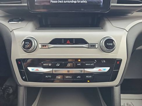 Certified 2023 Ford Explorer XLT w/ Equipment Group 202A AWD/4WD image 26