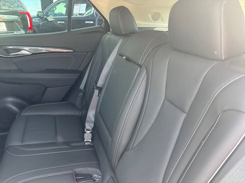 Used 2023 Buick Envision Essence image 31