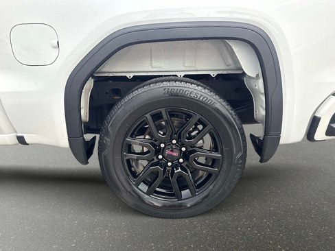 Used 2024 GMC Sierra 1500 Elevation RWD image 10