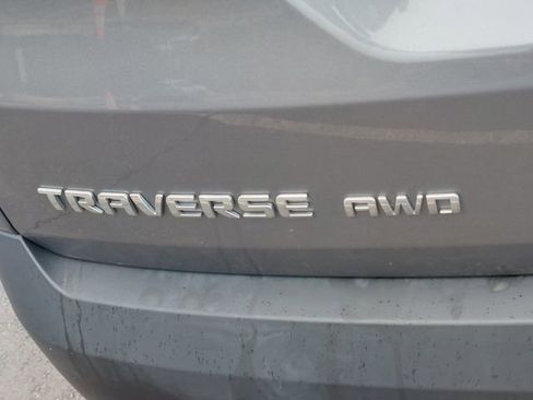 Used 2019 Chevrolet Traverse LS image 11