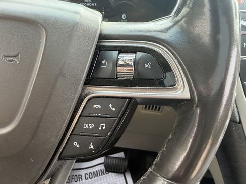 Used 2020 Lincoln Nautilus Reserve w/ Equipment Group 201A image 33